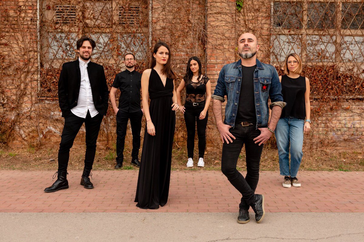 📣 Atenció! ❌ Per motius de salut, s’ajorna el concert d’<a href="/ovaldasmouras/">O Val das Mouras</a> d’avui a #Solsona. Es reprogramarà més endavant.