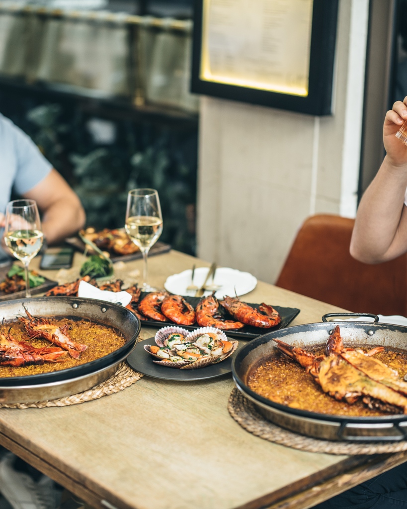Nothing tastes as good as Spanish and Mediterranean cuisine on a summer day.  Best paired with a glass of bubbly. Have you booked your table yet?

Cool down inside or bask in the heat outside. Our chefs have got you covered.