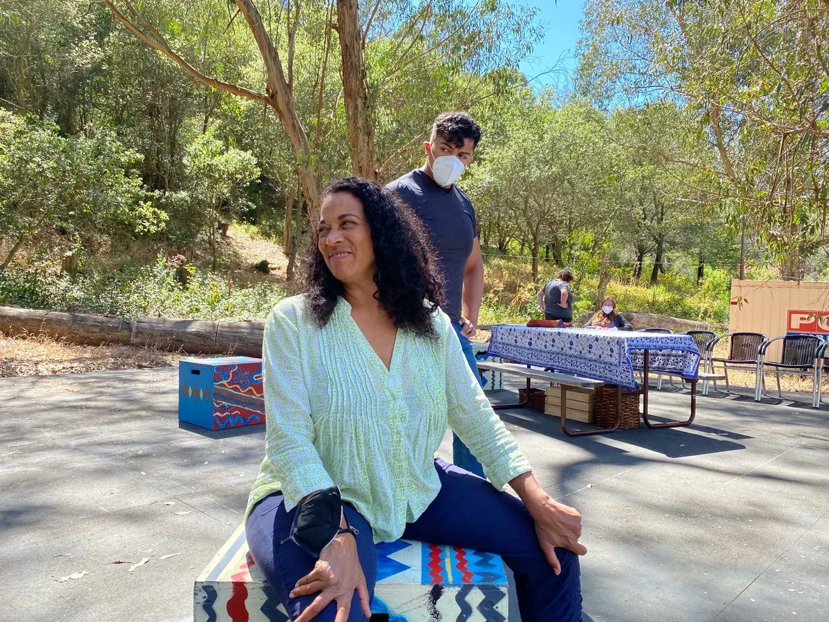 kanno_sol's tweet image. All smiles here #atthebruns! Joining us outside for @AlterTheater’s production of “Pure Native” by Vickie Ramirez! Previews start today at 4:30PM—get your tickets today. Link in bio 🎟

#purenative #calshakes #outdoortheater #bayarea