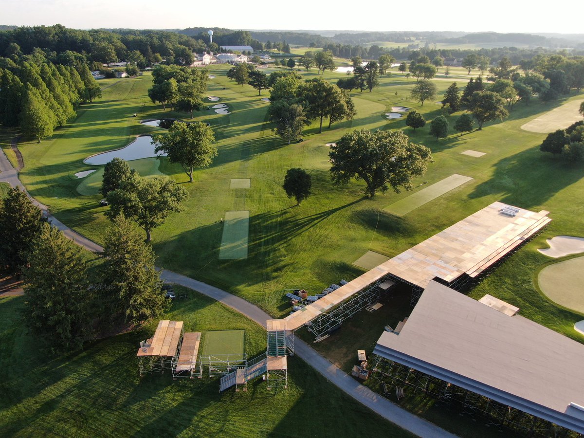 6 green is a great view of the property, & tie-in for 17 G to 18 T is pretty darn cool! Our team continues to hit dingers at each plate appearance! @McFeeleyTurf @codysanderturf @BradenThomas07 @NLeggin @_gavinci @DMassTurf @jackbrown037 @BMWchamps #teamworkmakesthedreamwork