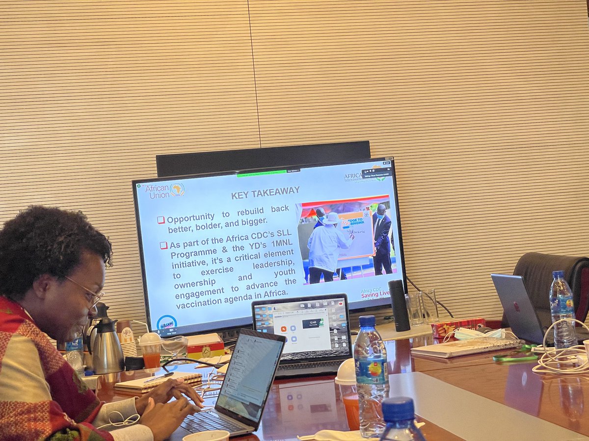 obaldanzy's tweet photo. I want to wholeheartedly thank my boss and President Gen. @KagutaMuseveni for his commitment to youth issues. He launched the 1Million Nxt Level &amp; Pledged to be a #Bingwa. Today while listening to a presentation at the AU, I was excited when his photo was flashed while signing! https://t.co/vfj1vowB06