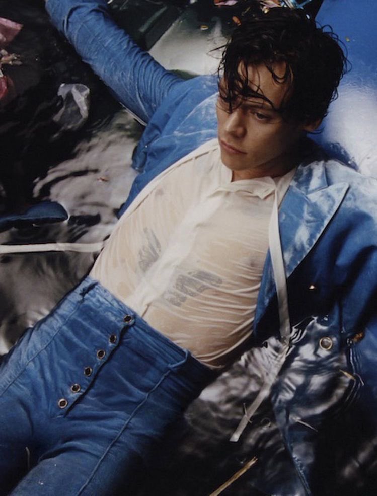 chrryIouie's tweet photo. Harry Styles debut album. https://t.co/L20GgS3XPB