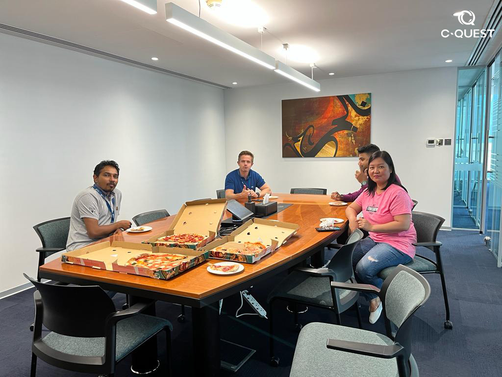 cquestglobal's tweet photo. Nothing brings people together like good food! Our Dubai team enjoyed a lovely lunch together before the holiday to welcome Eid.
#Pizza #TeamLunch #TeamBuilding #CostConsultancy #CostManagement #AssetManagement #Construction #Architecture #UAE #UnitedArabEmirates #Dubai #CQuest https://t.co/clkvwctmJx