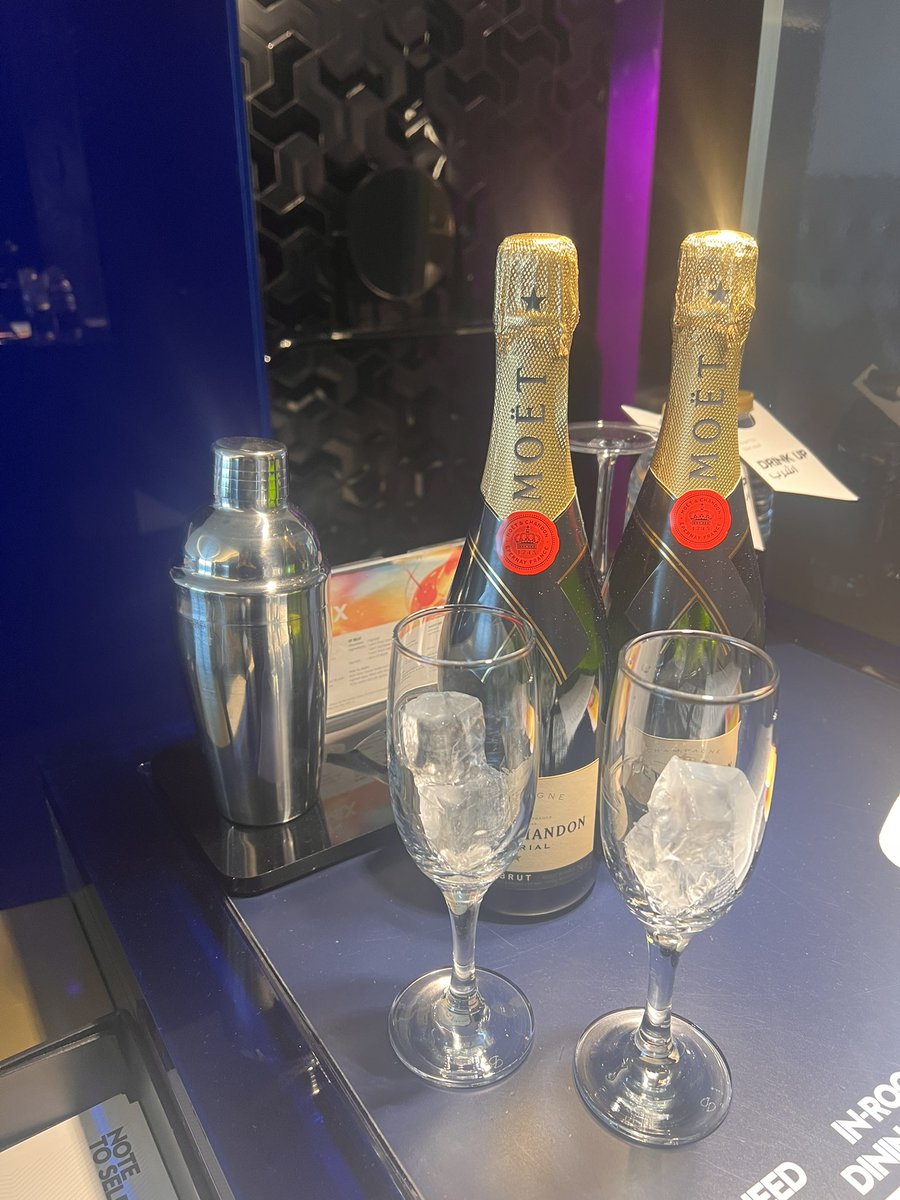 Какое же это говно , почему все делают из него напитком богов