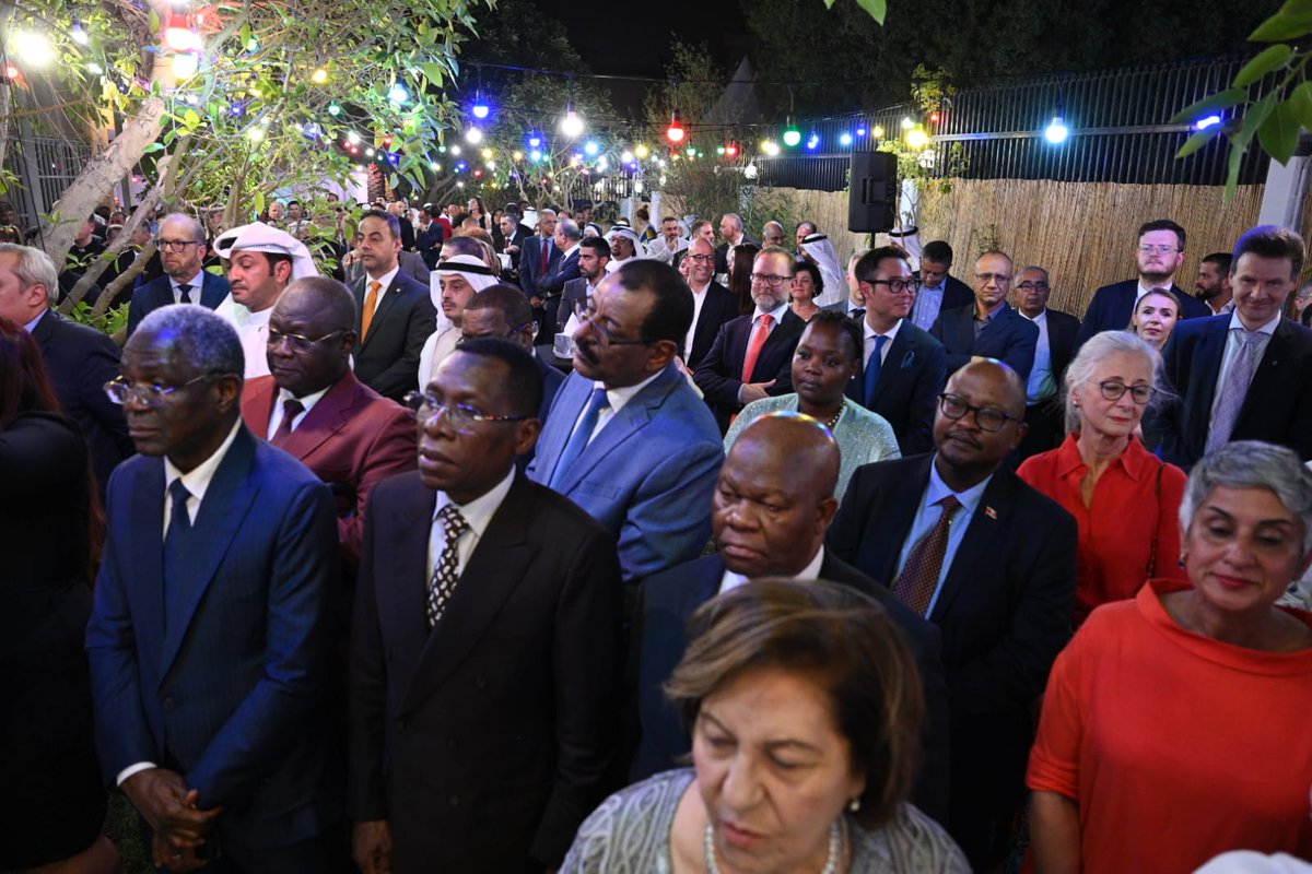 On the occasion of the #BastilleDay I was delighted to host yesterday, H. E. Deputy Minister @MOFAKuwait Majdi Ahmed Al-Dhafiri at the residence of #France. 

Thank you to all our friends in #Kuwait who celebrated with us  the #FrenchNationalDay! @francediplo_EN @FranceKoweit