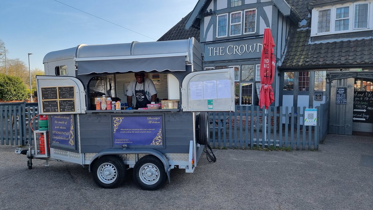 Daintys Kitchen serving from 5ish this evening.