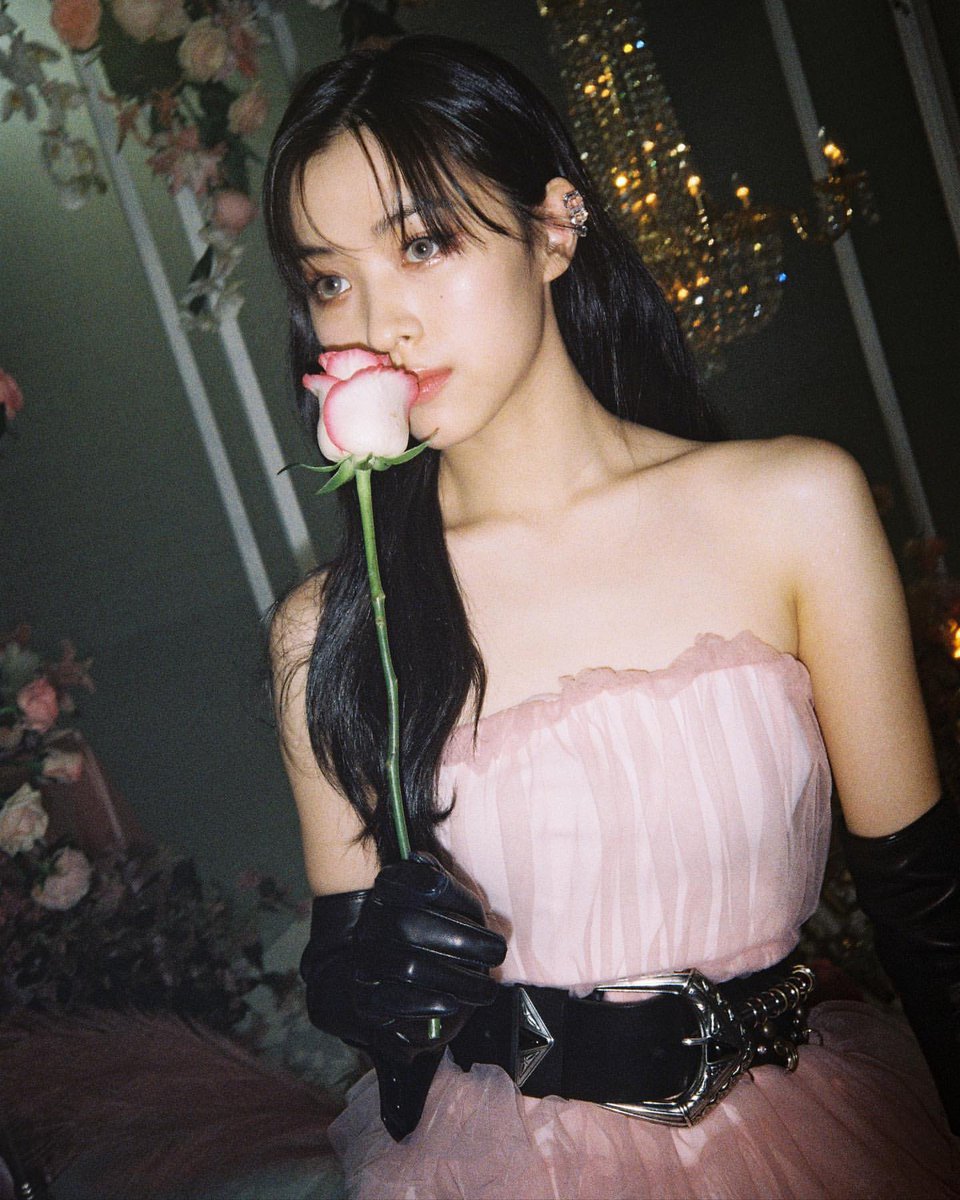 Well for one, I’m a lady of roses myself.