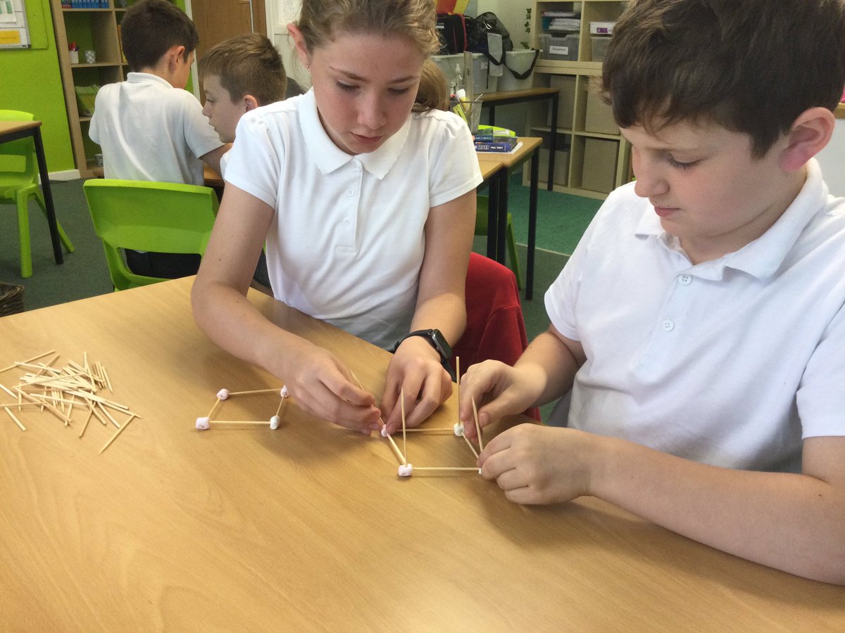 Supreme Green tweet media