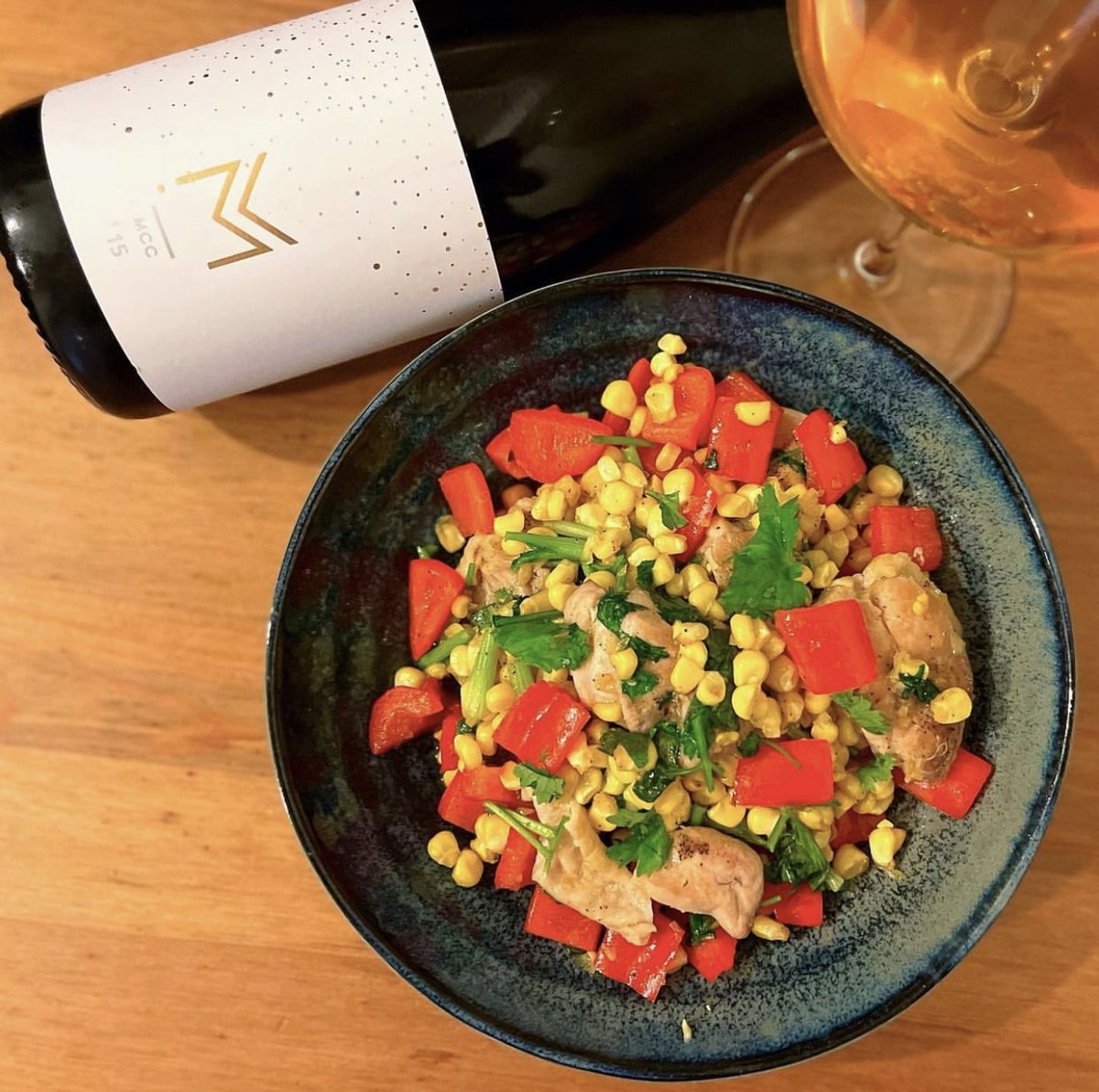 Our Cap Classique spotted in Japan. Thanks for the pic <a href="/tanabeqi/">たなべ</a>
#organicwines #elginmagic #elgin #elginridgewines #biodynamic