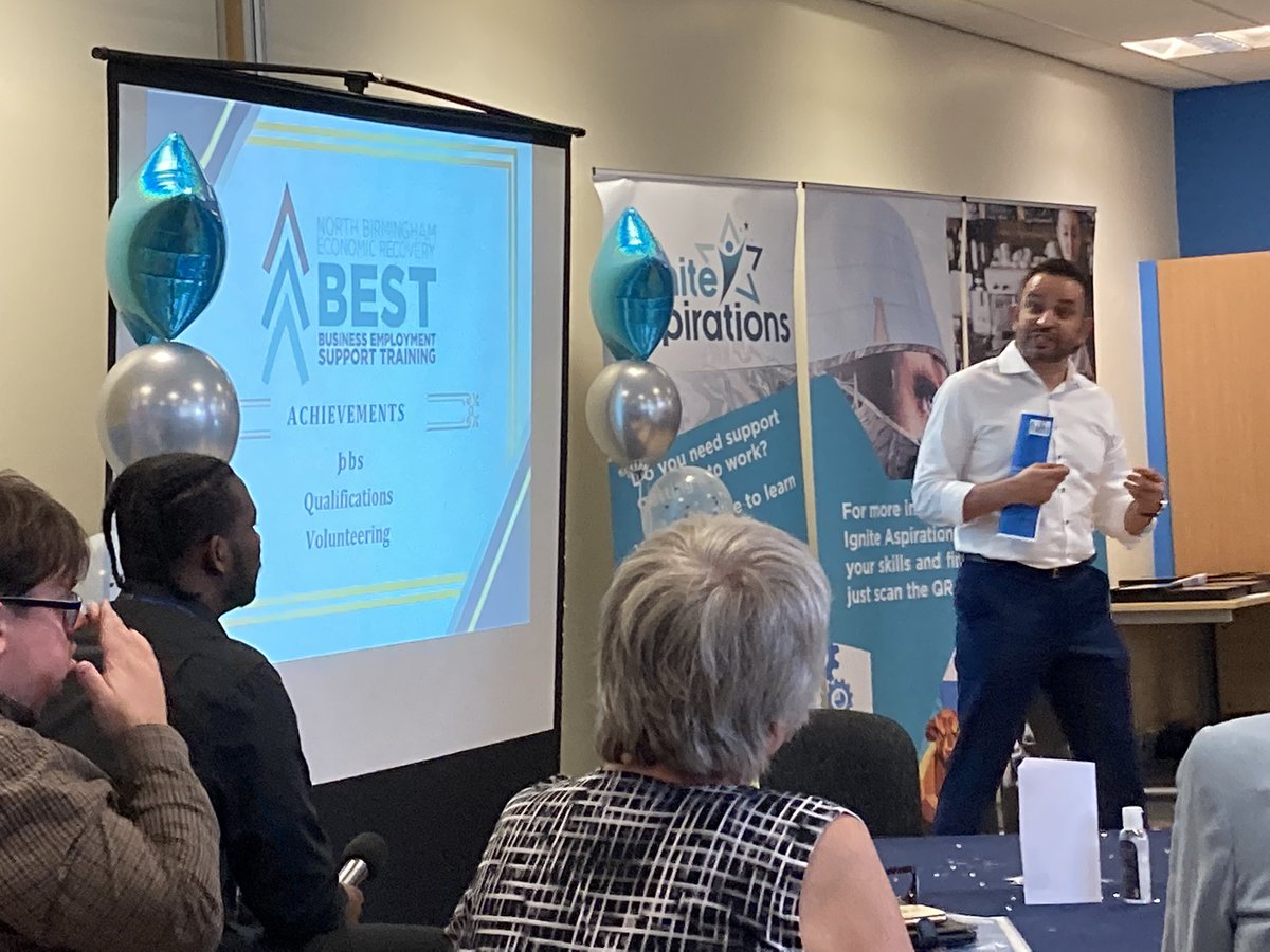 DavidSmith_Plan's tweet photo. @IMProps and @WinvicLtd delighted to be attending and supporting the @BEST_NBham employment, skills and volunteering awards, with many and varied humbling successes, and to finally meet @PauletteHamilto and outline our plans @PeddimoreBham for maximising employment outcomes. https://t.co/qZzedGxdVW