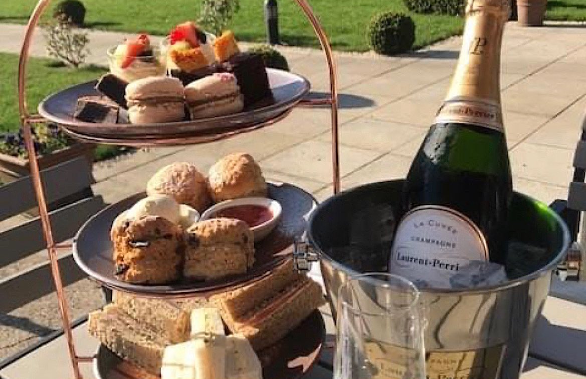 Fancy something sweet? 🍰🧁

#AfternoonTea is served Monday to Saturday 1pm-4pm &amp; Sunday afternoon at 4pm. Priced at £20pp.

Add a glass of #LaurenPerrier Champagne for £14.50 or a glass Prosecco for £6.50. 🥂

Call 01603 737 531 or email info@norfolkmead.co.uk to book! 📧