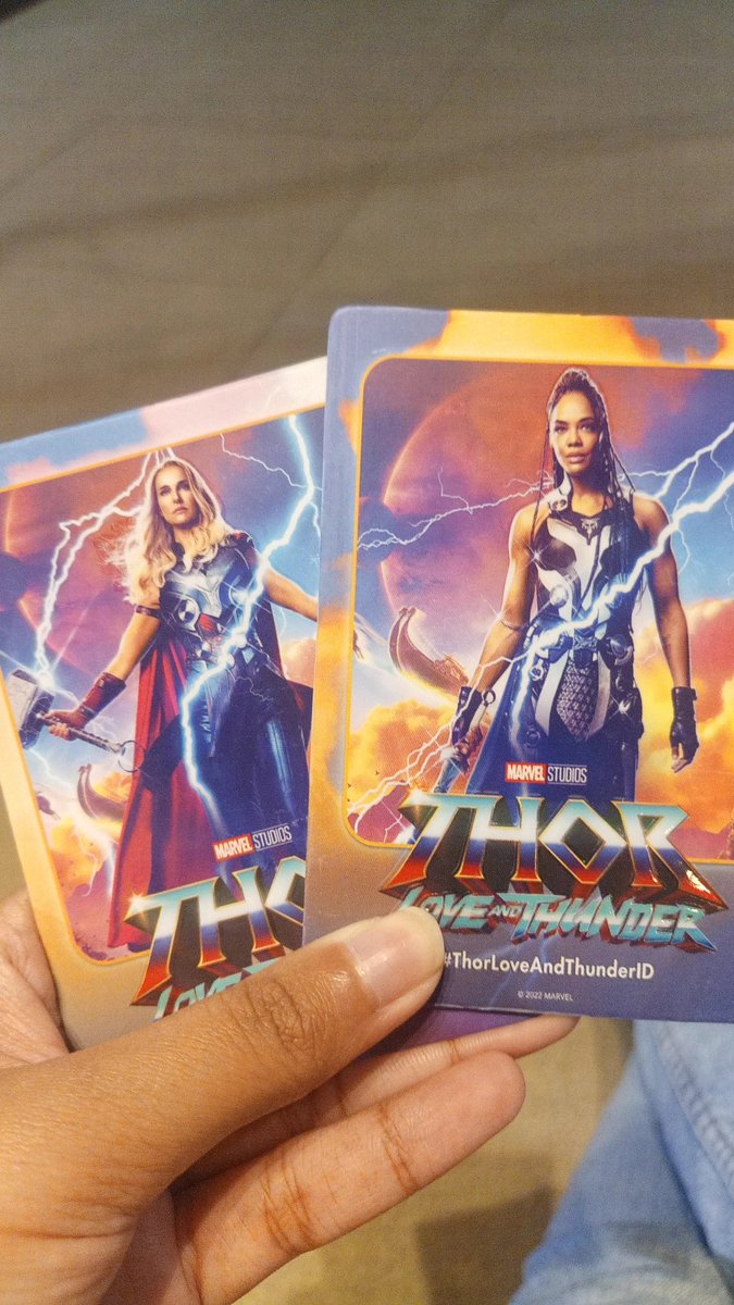 i got this while watching thor movie earlier, did you get this too @Tawan_V ??? https://t.co/oDlElDfVIa