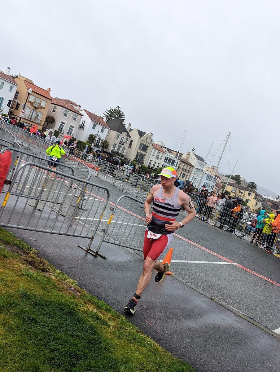 👏🏻Very proud! Big brother completed gruelling 🇺🇸 <a href="/EscapeAlcatraz/">Escape Alcatraz Tri</a> triathlon for important charity <a href="/NIHospice/">NI Hospice</a> 🏊‍♀️ 🚲 🏃 in tribute to relatives we have lost and many others to #Cancer many thanks to all for kind donations🙏🏻
