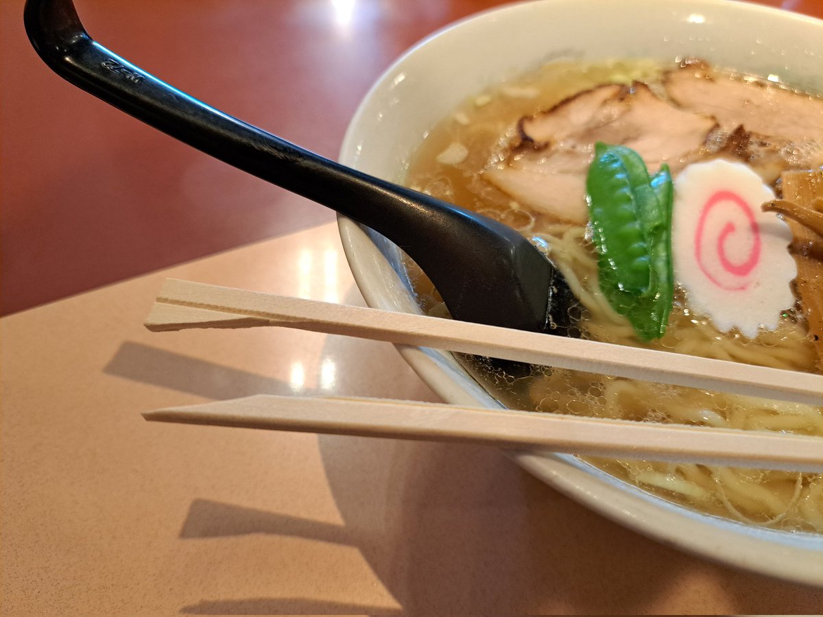 ラーメン食べるときの割り箸、高確率でこうなるのなぜ…。
