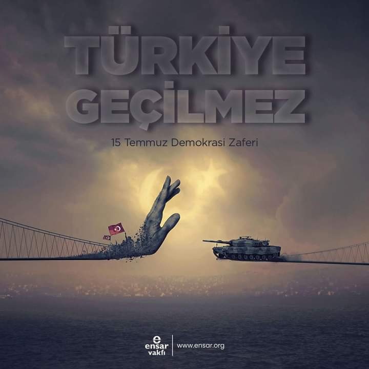 Demokrasimiz hedef alınarak, milli birliğimizi bozmak isteyenlerin yaptığı hain darbe girişiminin yıl dönümünde tüm şehitlerimizi rahmetle anıyor, gazilerimize şükranlarımızı sunuyoruz. 🇹🇷

#TürkiyeAşkına