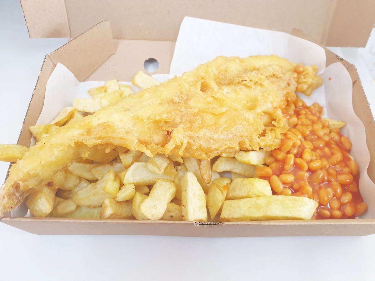 Migelsfishbar's tweet photo. It's Fish Friday! 

What side order do you like with your fish &amp; chips?

#fishfriday #fishfryday #fishandchips #freshfish #batteredfish #llanelli #bryn #llwynhendy #carmarthenshire #chippy #chippytea #chips #takeaway #migels https://t.co/wfWMvoSe4q