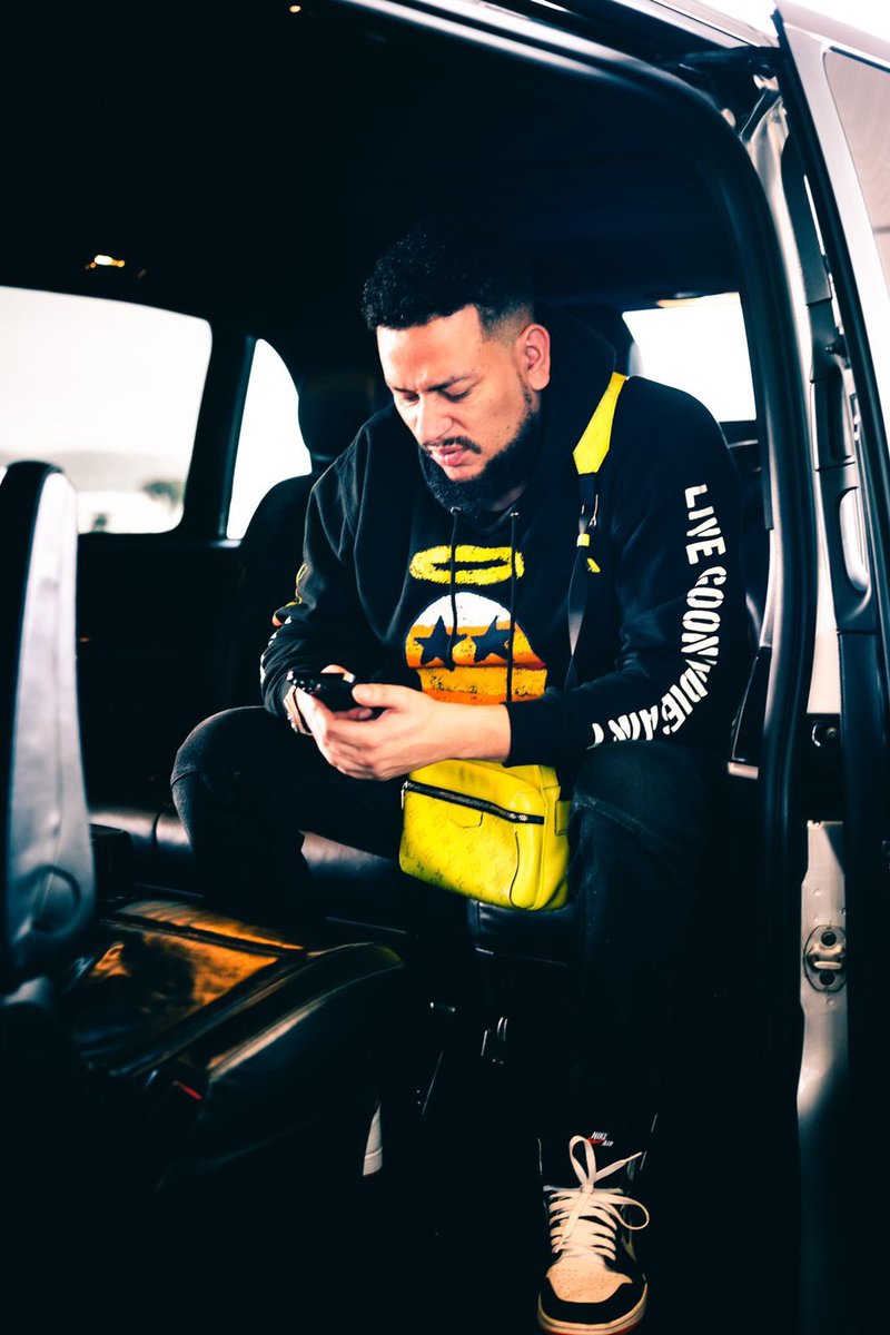 NtwanaKaBhova's tweet photo. AKA is GOD of SA🇿🇦 Hip Hop🐐

SUPAMEGA😇
EL PUDI♥️ https://t.co/MJoLueCXaJ
