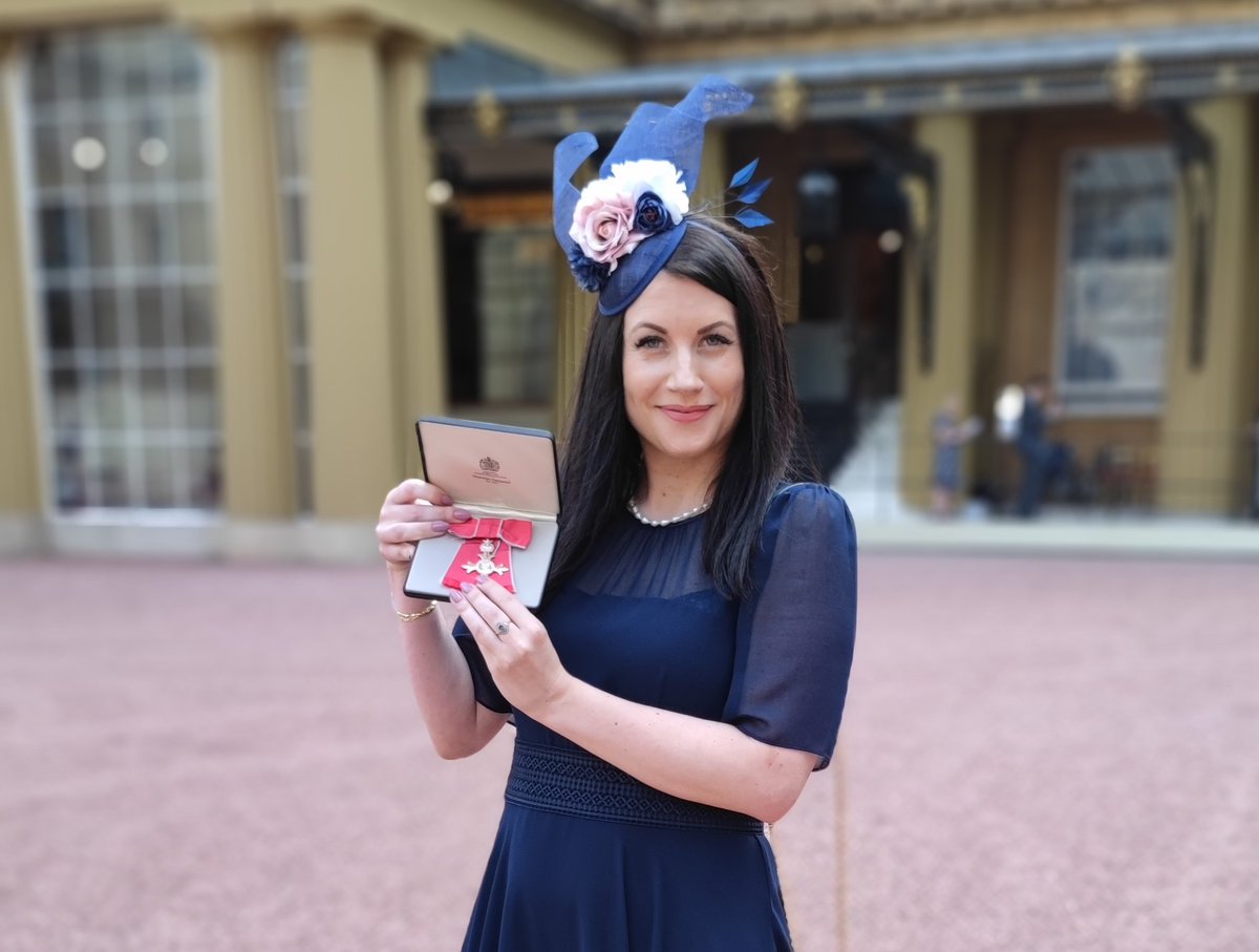 So proud of Michelle Blanchard, <a href="/BFootAllerton/">Beckfoot Allerton Primary School & Nursery</a>  @_primary_head - receiving her MBE this week for services to education
beckfoottrust.org/michelle-blanc…