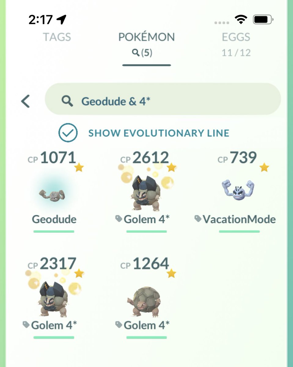 milieva13's tweet photo. This guy likes me! #hundo family complete! #PokemonGO #catchthemall #wildcatch https://t.co/Ji8ih30RG9