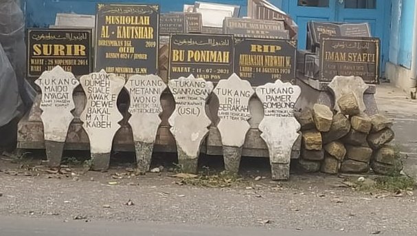 Maido nyacat penggaweane menungso