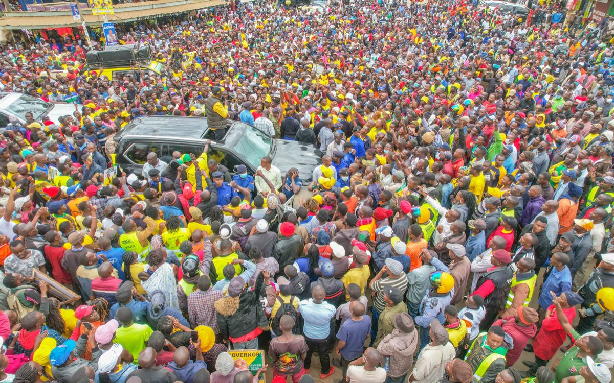 WilliamsRuto's tweet image. Ruiru town, Kiambu County speaking the language of hustlers.
