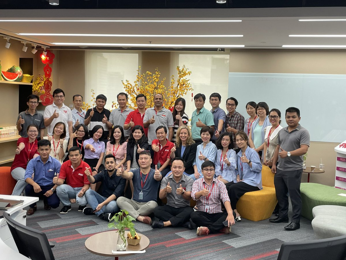 Saurin2344's tweet photo. #bestplacetowork FMC Vietnam, it’s always helpful to interact and listen to your team members #respectforpeople thank you @Kristin11704390 @fmcapac @MayuriBiswasDas @pamelapung @rajukap @LongGiangPham1 @mohdirfanq @R_bennur1 @RaviAnnavarapu2 https://t.co/MknyRMgUDt
