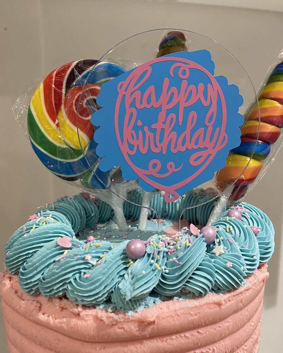 3DDisplaysLtd's tweet photo. One of our team has been particularly busy over the last few days creating this beauty! Not only did she bake this rather impressive cake she also decorated our blank cake toppers with vinyl to take this wonderful creation to the next level!https://t.co/sBz21NTgj8 #GBBO #caketime https://t.co/2kMnvnyvPs