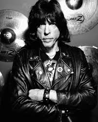 15/07 Happy Birthday! Marky Ramone (70)    hey ho , Les\t  go 