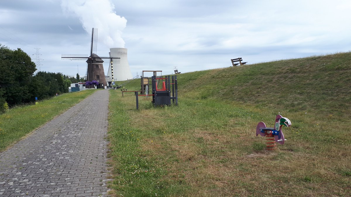 BREEK: pretpark geopend in Doel.