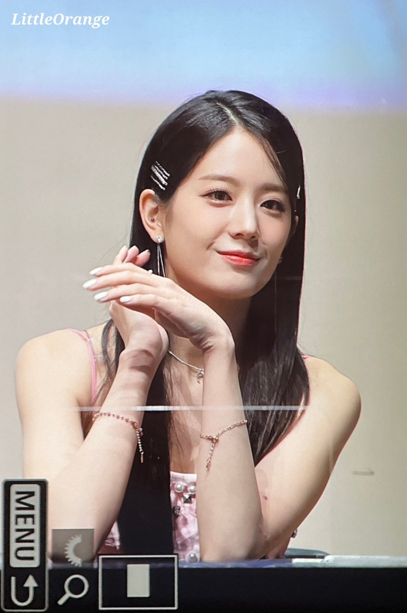 LittleOrange97's tweet photo. 220715 프리뷰 🧡

#fromis_9 #프로미스나인
#장규리 #GYURI https://t.co/WcnJmqStrZ