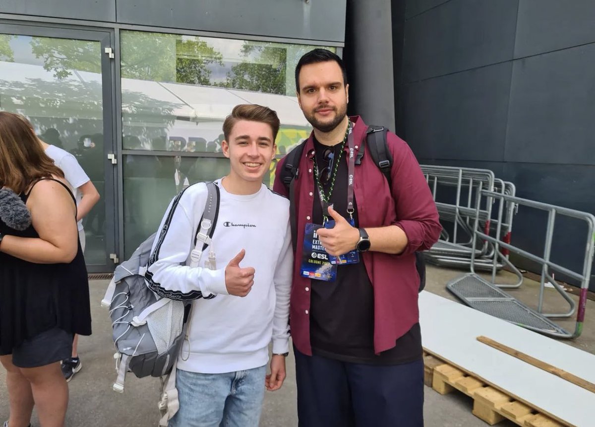 TrilluXe tweet media