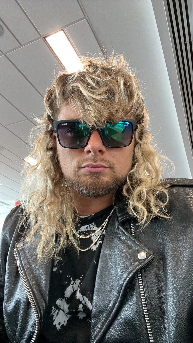 NfTrashbag's tweet photo. It's Friday- what an exciting day! We get to showcase @FlyinBrianJr for #mullet of the day AND we get to watch some wrasslin tonight on #AEWrampage @AEW 

Life is sweet!

#trashbagNFTs #mulletsforever

https://t.co/s0YBBbMHMT https://t.co/TecqsFaqRv