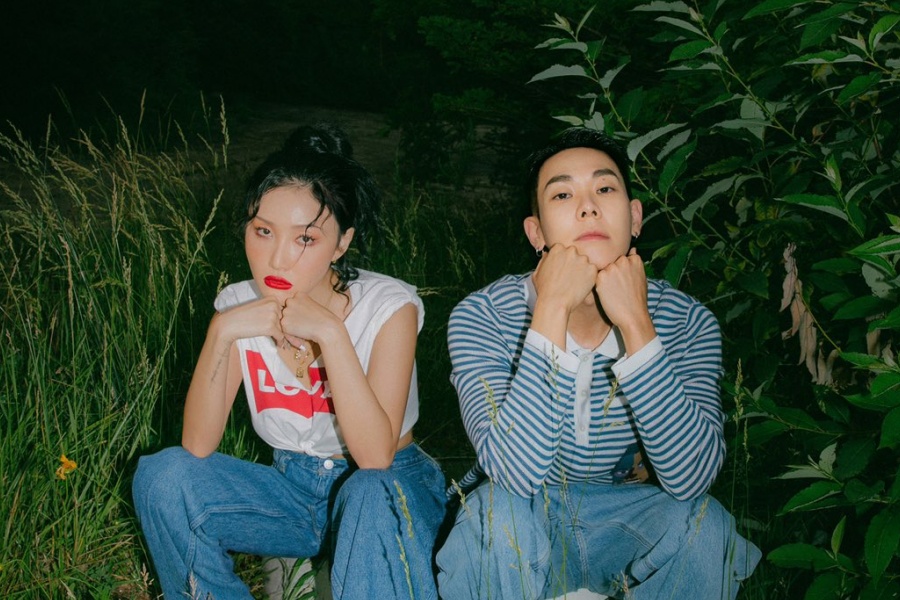 soompi's tweet photo. #Loco And #MAMAMOO's #Hwasa Announce Release Date For 1st Collab In 4 Years 
https://t.co/i5IZclp1w6 https://t.co/aXCXelVcNk