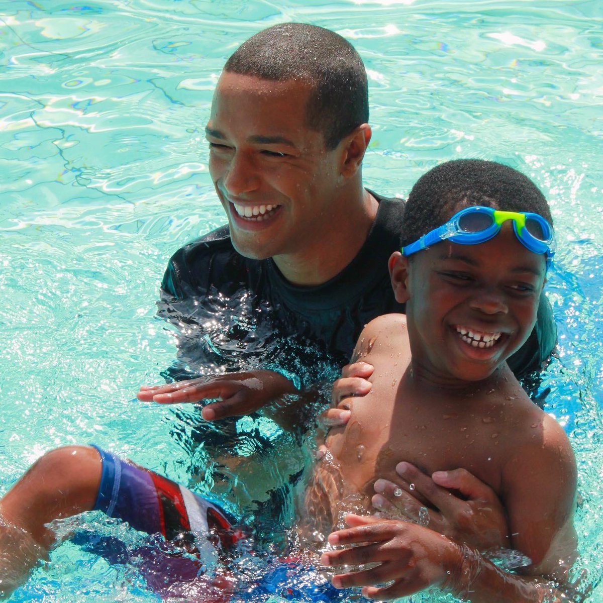 Swimming is for EVERYONE & I can’t express how happy these pictures make me feel 🙏🏾💙 Representation in sport means everything & to be able to give 60 children the opportunity to get into the water and learn to swim for the first time will be a memory that stays with me forever!