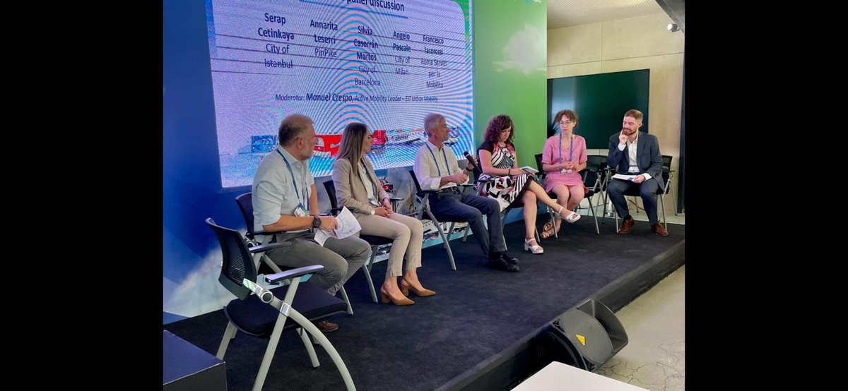 💡✅The <a href="/RideSafeUM/">RideSafeUM</a>  initiative was presented in the city of Istanbul last week at the <a href="/EITUrbanMob/">EIT Urban Mobility</a>  Innovation Hub Central partner event. RideSafeUM was showcased as a key initiative to raise awareness of safe behaviour when riding cycles and e-scooters.

#mobility #innovation