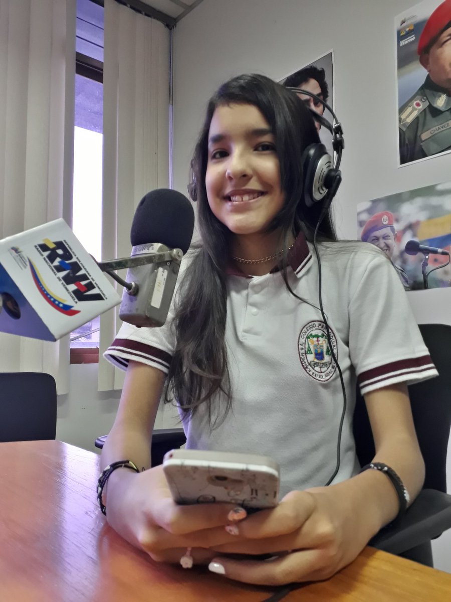 crauetdt's tweet photo. #ReporterosEnAcción |  #11Jul y #13Jul salió al aire la 1era emisión del #NoticieroEscolar a través de @YvkeTachira 94.5FM y @RNV_Tachira 105.7FM 
📚🎤📻🇻🇪 @MPPEDUCACION @DGRPA1 @_LaAvanzadora @Danielcustodio3 

#TuVozEscolar
#MuchachadaDeLaPatria
#15Jul
#CrecimientoProductivo https://t.co/0p2Lhj7Npk