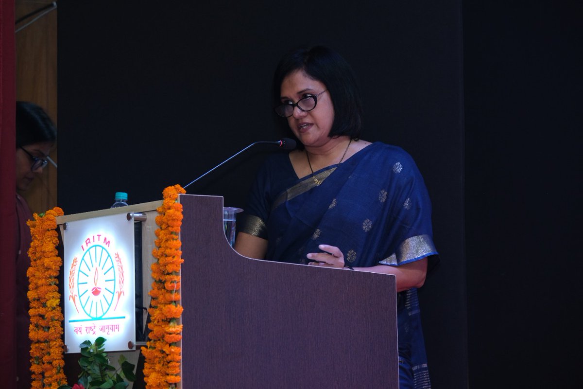 IRITMLKO's tweet photo. Valedictory function of IRTS 2019 batch was organized at IRITM on 15/07/22. AM(C) &amp; AM(T), Railway Board graced the occasion. IRITM wishes the Officer Trainees all the very best for their future assignments.
@RailMinIndia @IRTSassociation @cpronair https://t.co/cTO0YziNmt