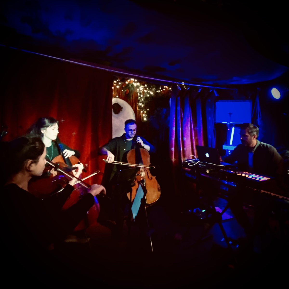 Counter Chamber tweet media