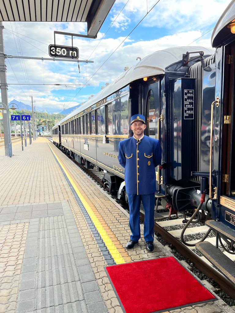 « Le luxe expérientiel n’a pas de frontières, on peut tout imaginer ! » : les ambitions de <a href="/lvmh/">LVMH</a> dans le tourisme de luxe à découvrir dans <a href="/Le_Figaro/">Le Figaro</a> sous la plume de <a href="/IvanLetessier/">Ivan Letessier</a> #VeniseSimplonOrientExpress #Belmond #Cipriani #ChevalBlanc <a href="/belmond/">Belmond</a> @vsoetrain