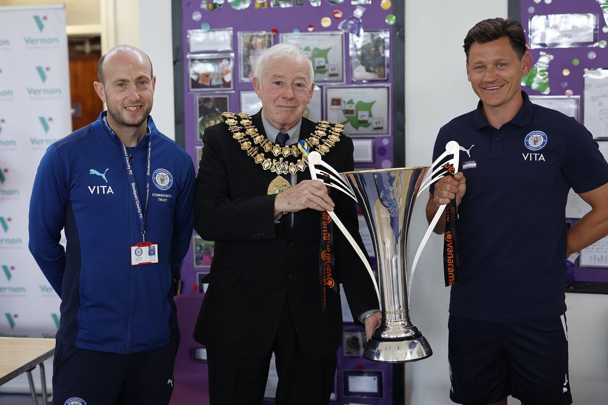 SCFCCommunity's tweet photo. We were delighted to attend the Careers and Aspiration Fair at @TorkingtonPS on Thursday afternoon with @JamesJennings03

The children explored their skills &amp; goals for the future &amp; then had the opportunity to visit a variety of stalls including our @SCFCCommunity stand. https://t.co/rMEAgyxozF