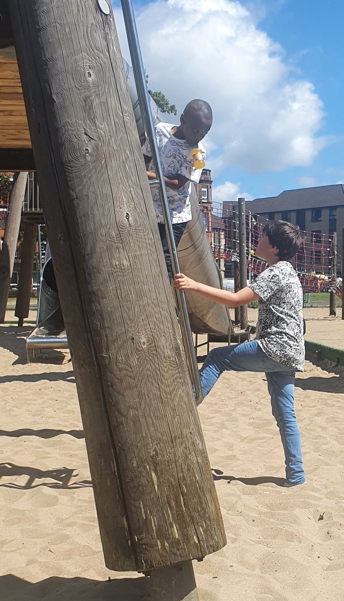 JenPNS's tweet photo. What an amazing family day in the Glasgow sun today! It was amazing to get altogether 😁 @pns2018 https://t.co/RS1XVbxTVQ