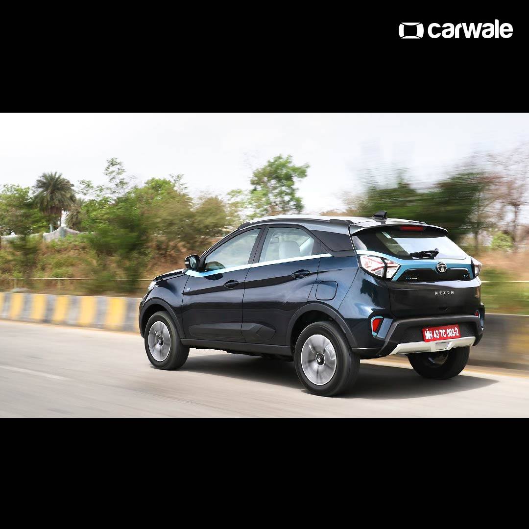 CarWale's tweet photo. #CWPhotos The Nexon EV Max’s arrival is a strategy similar to what EV makers around the world implement by offering the same car with multiple range and performance options expanding the appeal of the vehicle. 
#Cars2022  #Carlife #Carlifestyle #TataNexonEVMax #TataNexon #EVMax https://t.co/VwKYJiFXmx