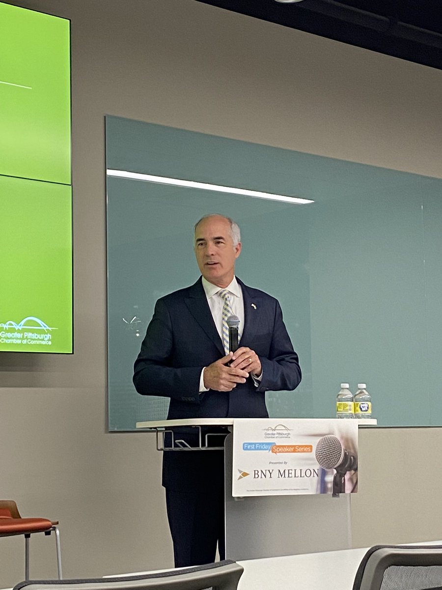 GPghCC's tweet photo. We’re excited to have @SenBobCasey as our featured speaker today at #PghFirstFriday. Thank you for sharing your thoughts on a number of key issues with our audience. https://t.co/saUIiUgSsp