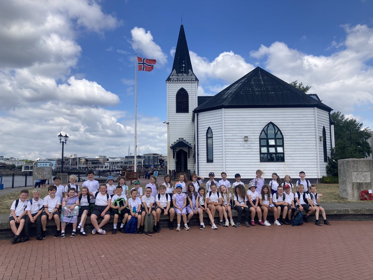 Mr Ll Huw tweet media