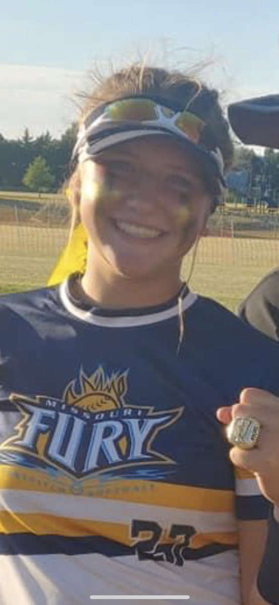 MFury07's tweet photo. Happy 14th Birthday to our 3rd baseman, #27, Makayla!  We’ll celebrate on the dirt tomorrow. 🥳🥎 https://t.co/979SlLy1OJ