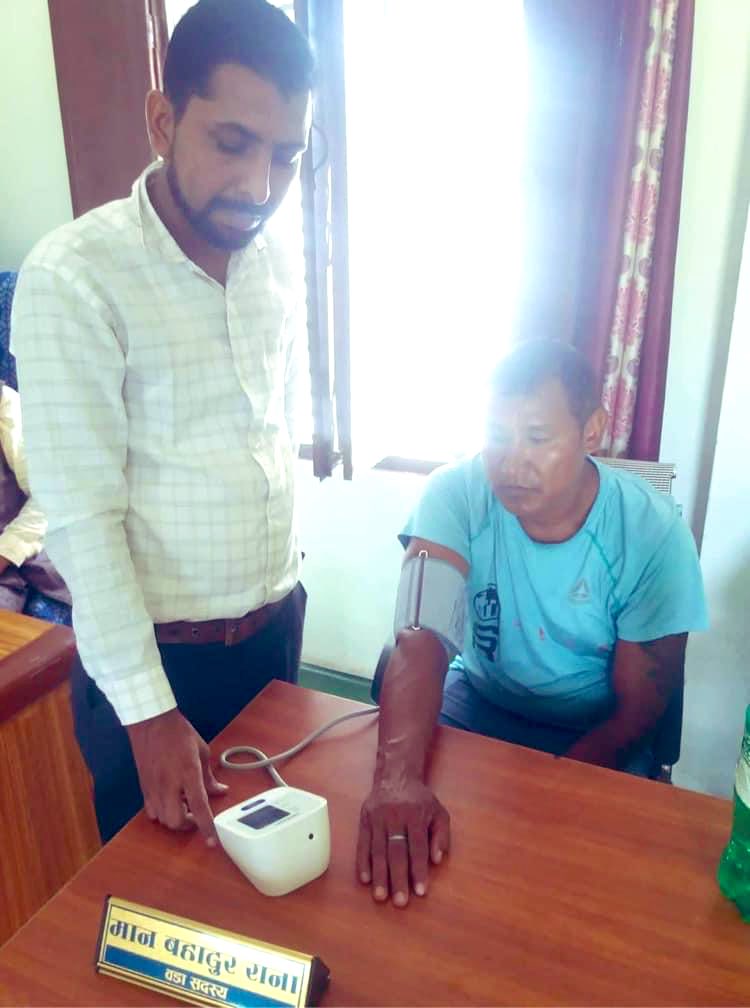 MMM in Tulsipur, Dang kicked off by measuring #bloodpressure of ward members. #TheBigSqueeze