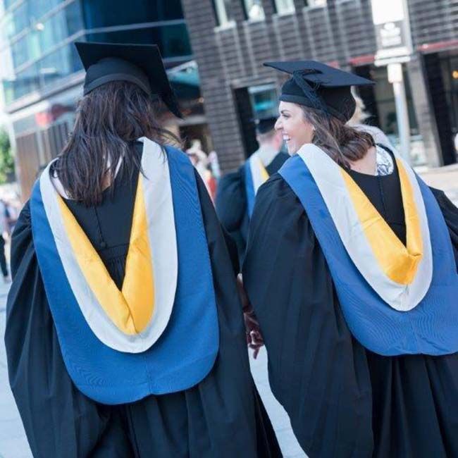 If you're celebrating your <a href="/SalfordUni/">University of Salford</a> <a href="/salfordsu/">Salford SU</a> #graduation2022 at <a href="/The_Lowry/">Lowry</a> next week, then check out all the info you need for your visit here: thelowry.com/visit-us/eat-d…