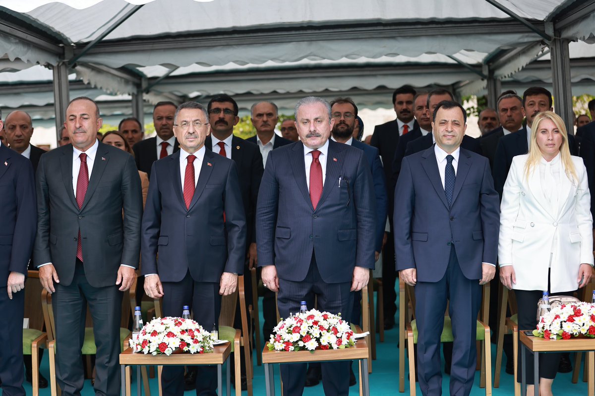 mdurmusoglu's tweet photo. #15Temmuz hain darbe girişiminin yıl dönümünde Gazi Meclisimizdeyiz. 

Karanlığa, kötülüğe ve ihanete karşı tertemiz ruhlarıyla o geceyi aydınlatan, her bir vatandaşımıza minnettarız. 

Hainlere karşı dimdik duran aziz milletimizin zaferi kutlu ve daim olsun. 

#TürkiyeAşkına https://t.co/953LPLI2ae