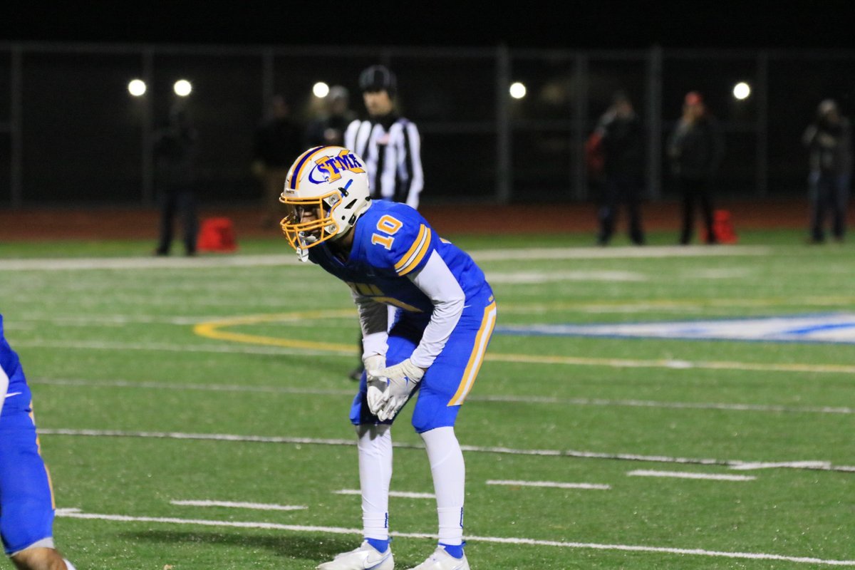 StmaFB's tweet photo. GOLF TOURNAMENT COUNTDOWN DAY #10:

Lockdown CB Josh Segler, wearing #10, is returning for the Knights this Fall---look for big things from Josh!

REGISTER HERE:  https://t.co/CKA04lFhP8 https://t.co/lKh4PmwkWA