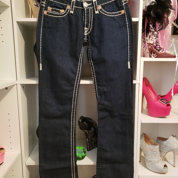 RachelM33201899's tweet photo. So good I had to share! Check out all the items I'm loving on @Poshmarkapp from @grif51324591 #poshmark #fashion #style #shopmycloset #freepeople #truereligion #valmarie: https://t.co/Vd0l2BP5YK https://t.co/63V268yUv7